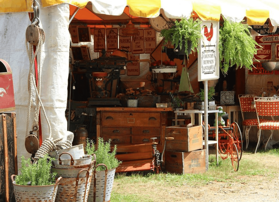 Brimfield Antique Market